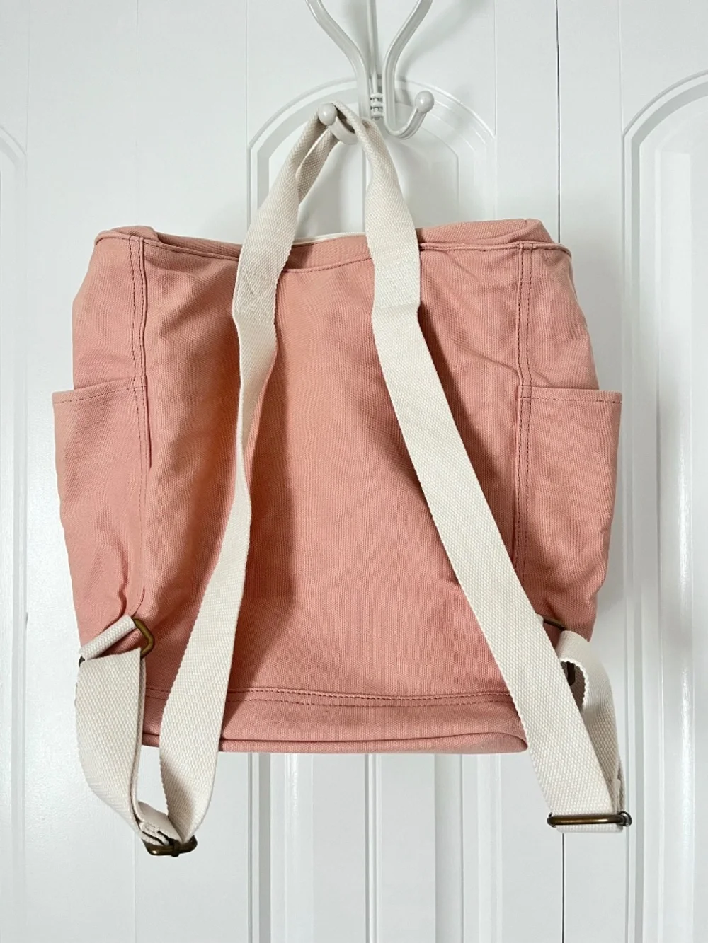 Birdling Bags- pink backpacker in vet hood used condition